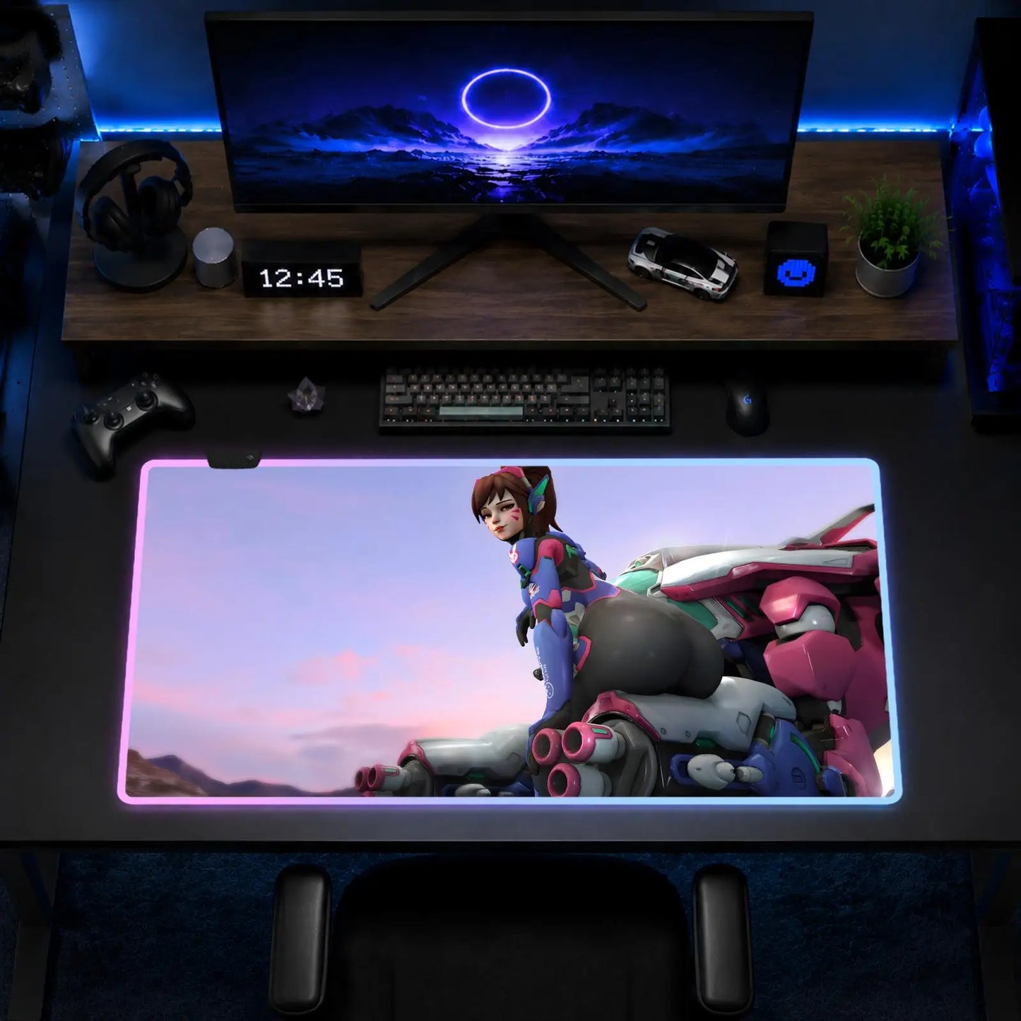 Herní podložka pod myš Overwatch Hips Anime XXL RGB, LED podložka na stůl s podsvícením a gumovým povrchem