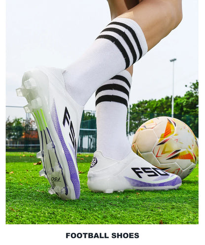 Novas chuteiras de futebol para homem, sapatilhas de futsal para exterior, jogo em relva, antiderrapantes, calçado de futebol de alta qualidade com pitões, best-seller, cano alto, leve