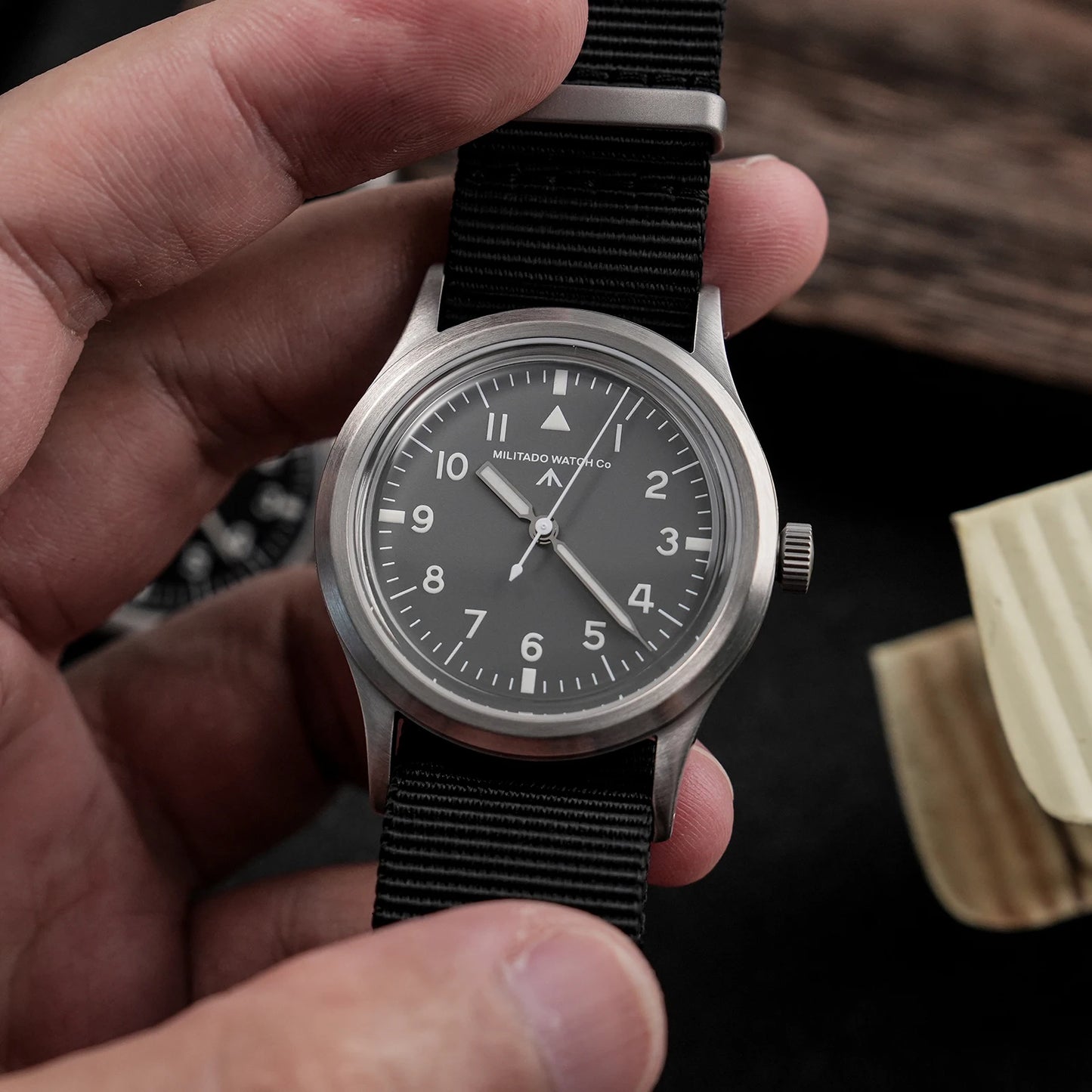 Militado ML14 Quartz Watch Cream Dial VH31/VH65 Sweep Movement Bubble K1/ Sapphire Luminous 36Mm Vintage Watches 100M Waterproof