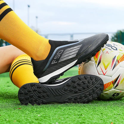 New Men's Football Boots Comfortable Soccer Shoes Match Training Boys Non-Slip Long Spikes Breathable Adult Cleats Outdoor Sport