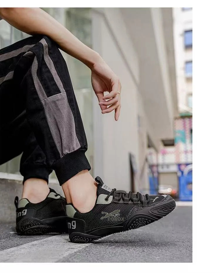 Zapatillas de running para hombre transpirables con parte superior de malla ligera, suela suave y cómoda, calzado deportivo casual de verano a la moda