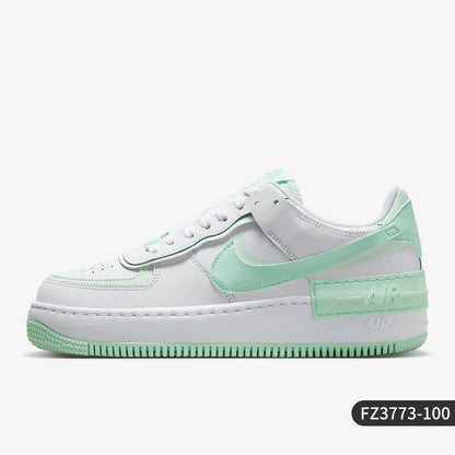 Nike eredeti AIR FORCE 1 női, vastag talpú, alacsony szárú klasszikus cipő FZ3773-100