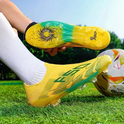 Nouvelles chaussures de football pour hommes, de haute qualité, très vendues, antidérapantes, mi-hautes, légères, pour l'extérieur, crampons de match, pour l'entraînement sur gazon.