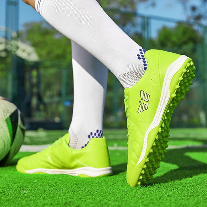 Nouvelles chaussures de football pour hommes, crampons de match, bottes de football TF/FG, baskets unisexes ultralégères pour gazon, vente chaude, haute qualité, professionnelles