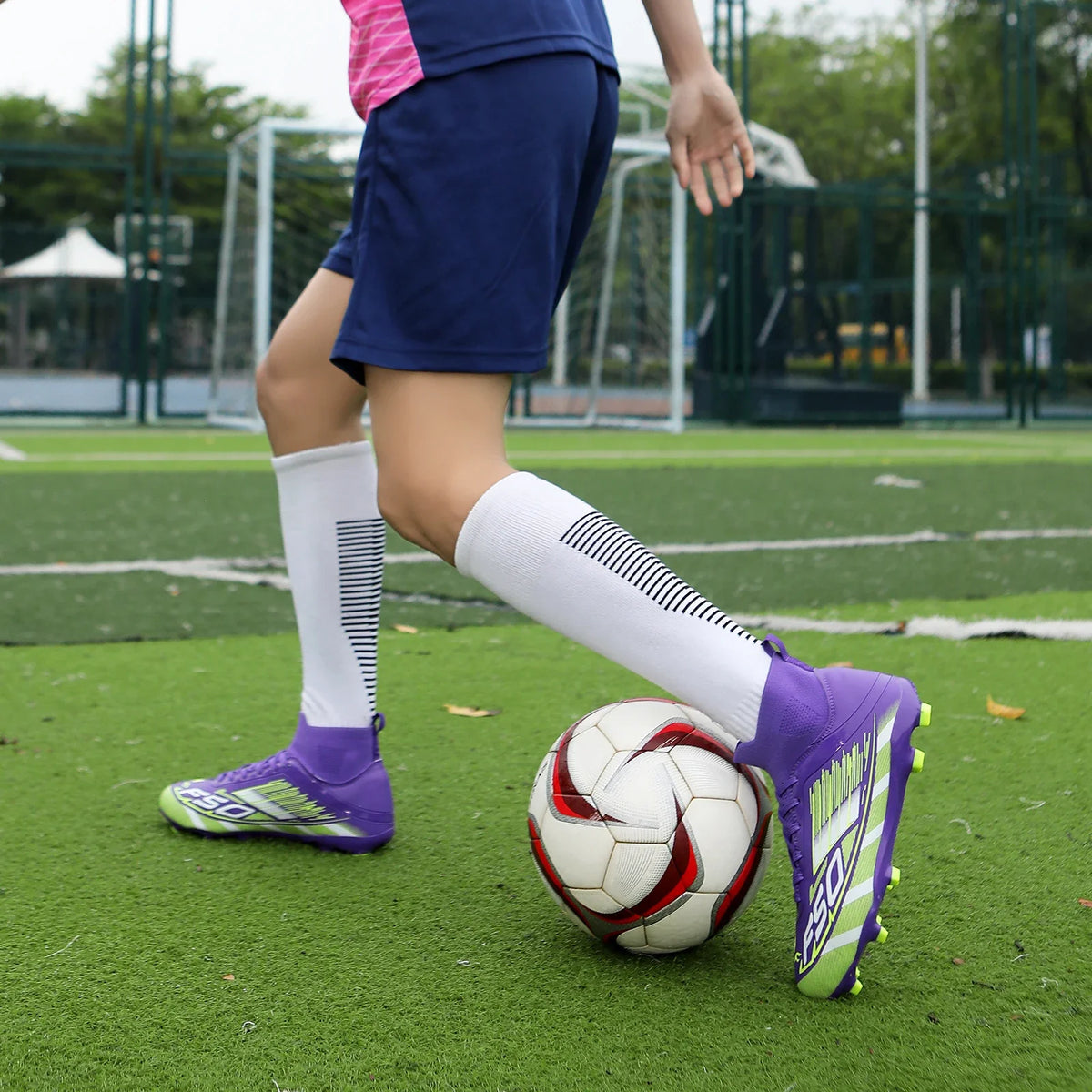 Nouvelles chaussures de football pour hommes, antidérapantes, à la cheville, chaussures de sport TF/FG, chaussures de football professionnelles pour garçons, baskets unisexes confortables