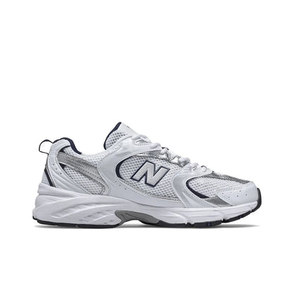 Sapatilhas New Balance com painéis em mesh MR530SG