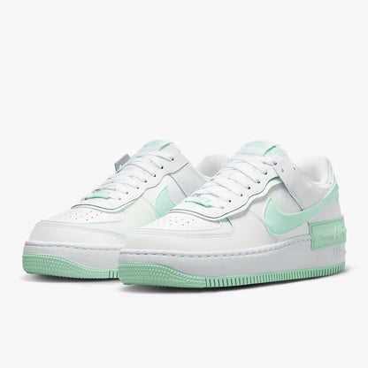Nike eredeti AIR FORCE 1 női, vastag talpú, alacsony szárú klasszikus cipő FZ3773-100