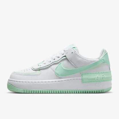 Nike eredeti AIR FORCE 1 női, vastag talpú, alacsony szárú klasszikus cipő FZ3773-100
