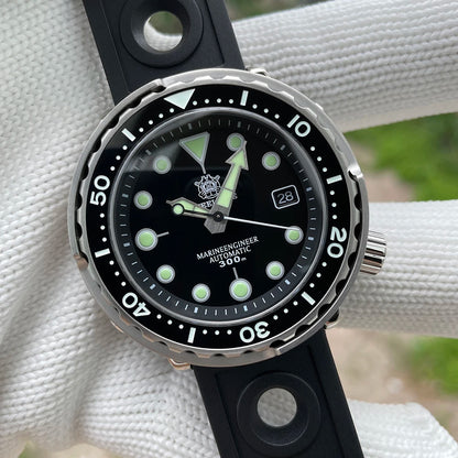 STEELDIVE SD1975 Mens Automatic Watches Men Dive Watch 300m Waterproof Mechanical Wristwatch C3 Luminous Clock Sapphire Mirror