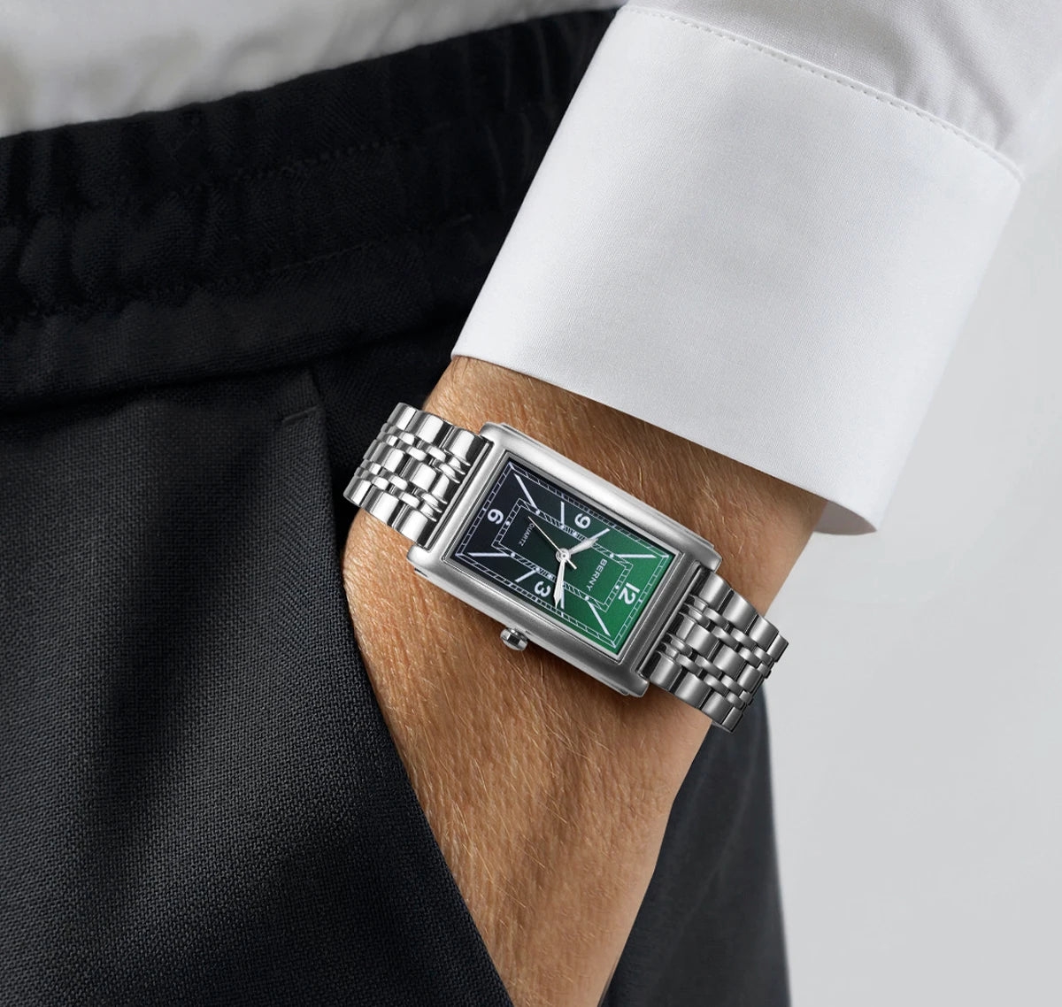 Montre carrée pour homme BERNY – Mouvement à quartz, cadran à chiffres romains, affichage luminescent, boîtier en acier inoxydable 316L – Montre rectangulaire élégante et décontractée