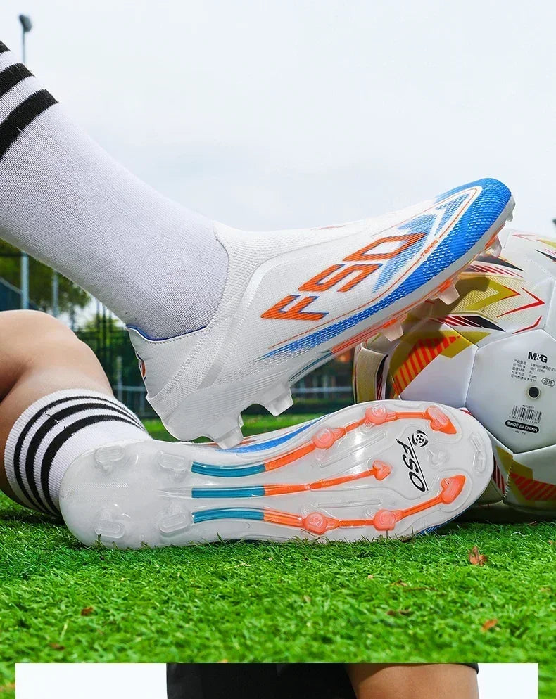 Nouvelles Chaussures de Football pour Hommes – Crampons d'Extérieur pour Entraînement sur Gazon – Baskets Mi-Montantes Légères Antidérapantes de Haute Qualité – Meilleures Ventes