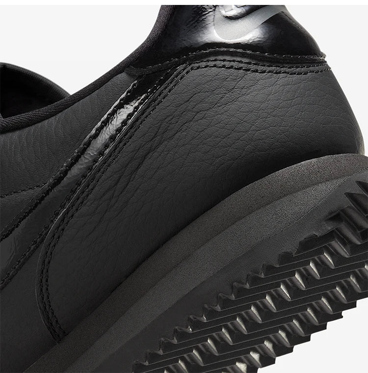Nike originalni ženski nizki retro lahki oblazinjeni športni čevlji CORTEZ FB6877-002