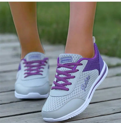 Women's Sneakers 2025 New Fashion Flat Women's Shoes Vulcanized Casual Sneaker Woman Lace Up Women Sneakers Tenis Feminino