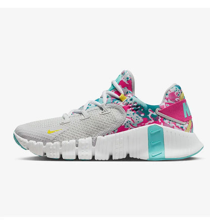 Originálne dámske pohodlné bežecké topánky Nike Free Metcon 4 DQ0304-001