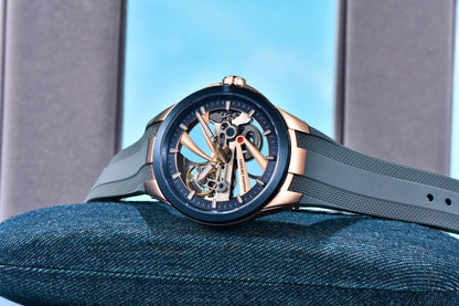Montre pour homme PAGANI DESIGN – Modèle mécanique automatique de luxe, type « squelette » (à cœur ouvert), doté d’un tourbillon, verre saphir avec traitement antireflet, étanche et luminescent.
