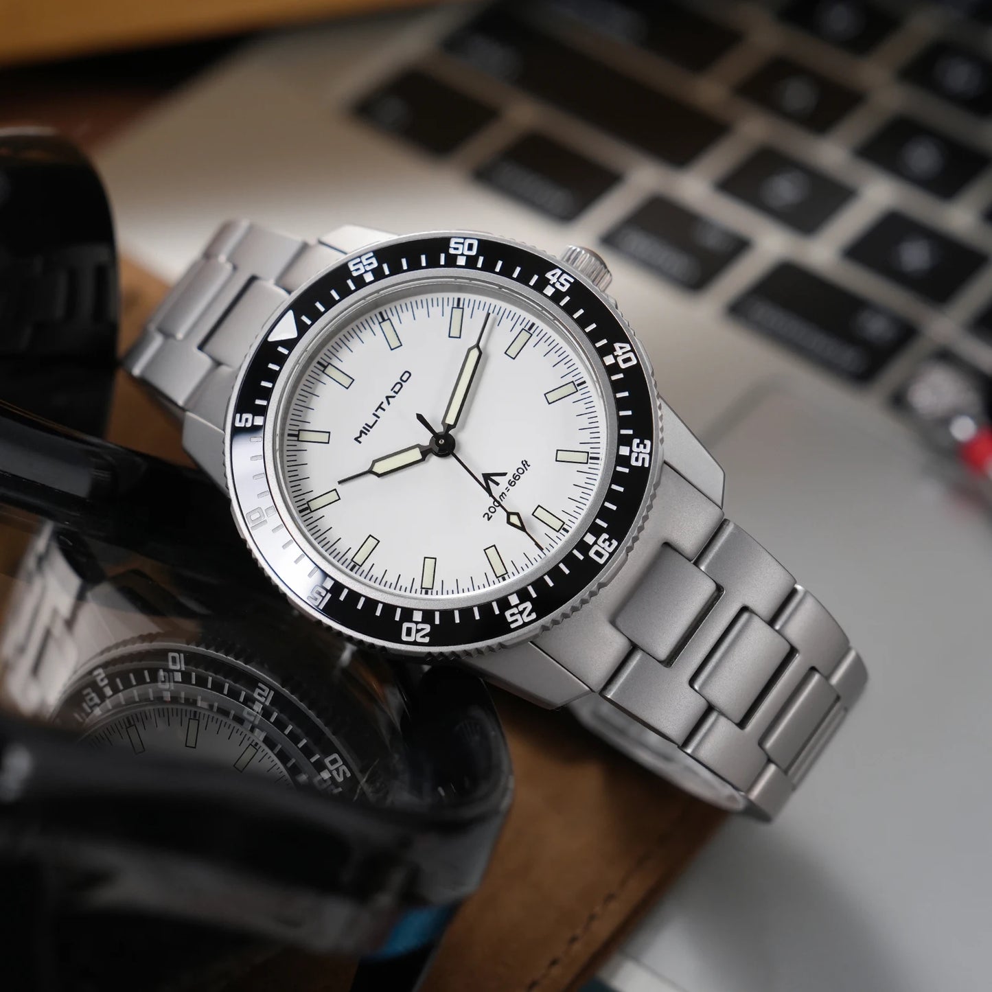 MILITADO ML25 Quartz Dive Watch VH31 Sweep Second Sapphire Crystal 200M Waterproof BGW9 Lume Ceramic Bezel Men Watch