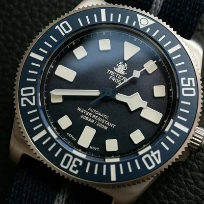 Tactical Frog FXD V4 Mechanische Uhr NH35 Automatikwerk Titan-Herrenuhr 200m wasserdicht Saphirglas Leuchtzeiger 42mm Uhr